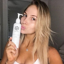 Load image into Gallery viewer, Cleanser